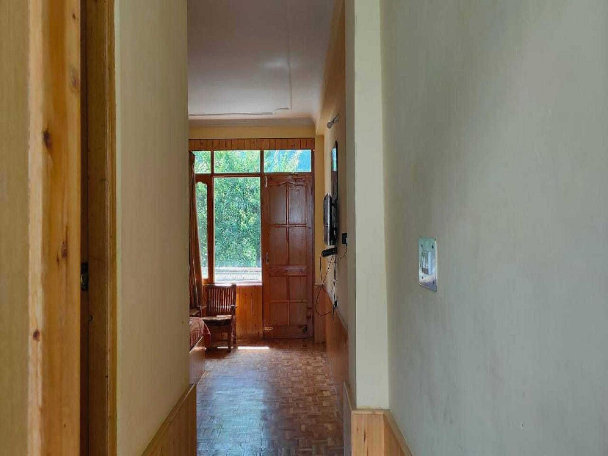 Hotel O Antriksh Cottage Manāli Eksteriør bilde