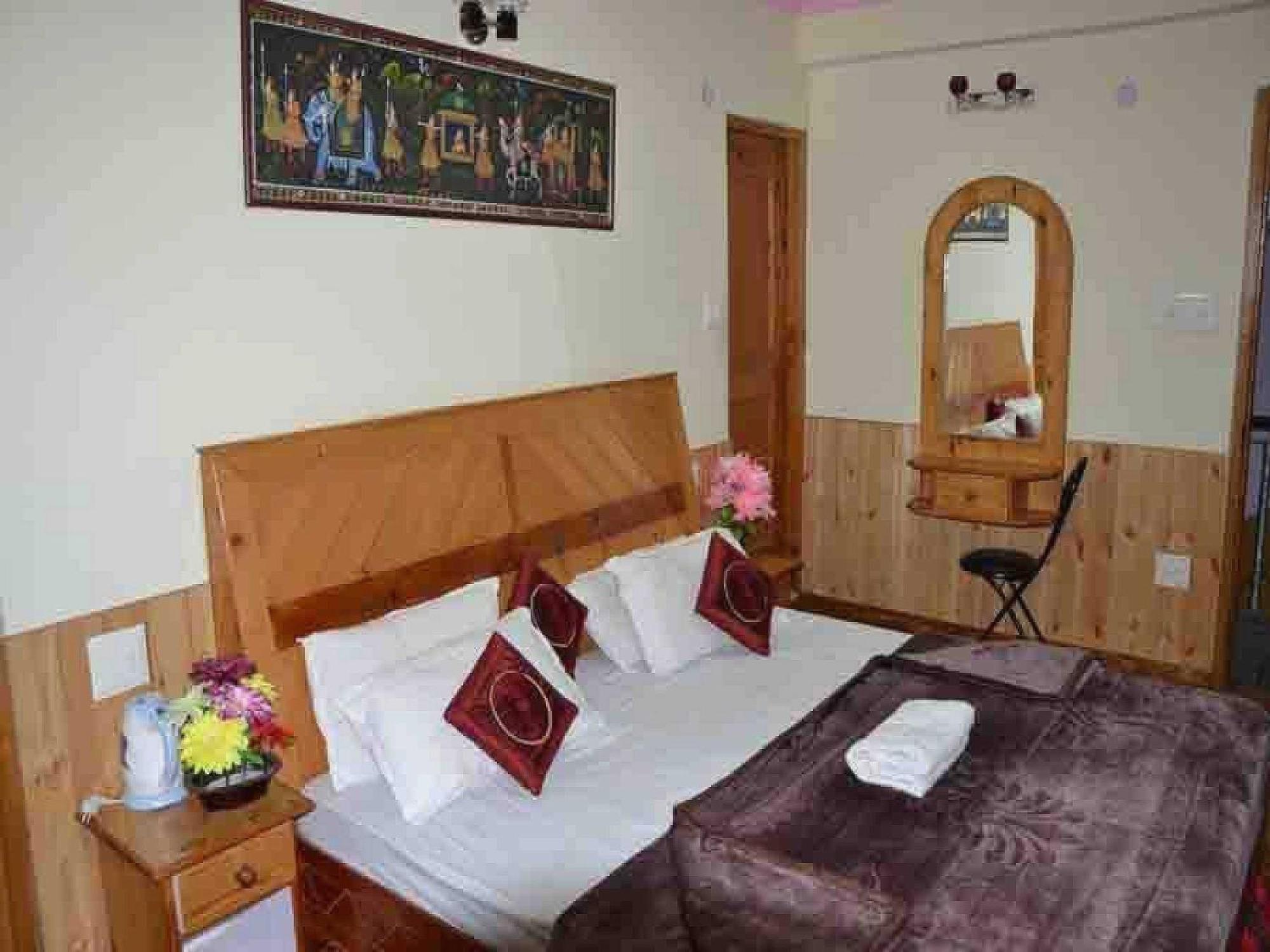 Hotel O Antriksh Cottage Manāli Eksteriør bilde